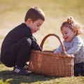 Da bi deca srećna bila: ljubav i poštovanje, a ne sila