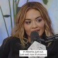 Rita Ora mega provocira ili je mega neznalica? Albanska pevačica novom izjavom o Kosovu za američke medije šokirala sve…