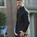 Otkriveno ko je zelenskom zapretio da obuče odelo Šokiraćete se