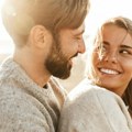 Horoskop za 12. oktobar: Device preispituju dugoročne ciljeve, Ribama novo poznanstvo donosi šansu za ljubav