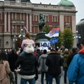 Protest ispred Narodnog pozorišta: Ne želimo dijalog sa Bokanom, želimo samo da mu vidimo leđa
