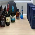 ФОТО: Цариници на Батровцима запленили 90.000 и 26 литара вискија и вотке