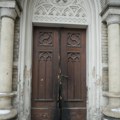 Završena restauracija vrata novosadske Katedrale, oštećenih u podmetnutom požaru