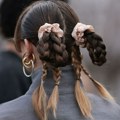 Imamo novi letnji hair trend: Medusa Ponytail