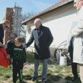Krkobabić otvorio obnovljen Dom kulture u Markovici i obišao porodicu koja je dobila kuću u Lučanima