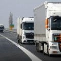 AMSS: Kamioni na granici sa Hrvatskom čekaju osam sati
