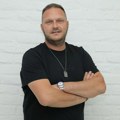 "Uspeo je da stekne nekoliko nekretnina, ima kompleks vila" Komšije Dejana Petrovića otkrile sve o čuvenom trubaču: On je…