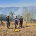 Novi požar u Srbiji! Vatra se sa Tolišnice širi ka Pajovskoj planini: Vatrogasci iz 3 grada u teškoj borbi na nepristupačnom…