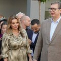 Vučić uručio ključeve izbeglicama iz BiH i Hrvatske: Do 2028. biće rešeno stambeno pitanje preostalih 8.860 porodica…