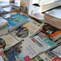 Besplatni udžbenici van Beograda: Za našu decu o našem trošku