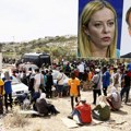 Migrantska kriza u Italiji: Stiže na hiljade ljudi, Makron šalje francuskog ministra policije u pomoć premijerki Meloni…