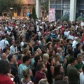 Protest u Beogradu sa zahtevom da RTS izveštava o protestima protiv rudarenja litijuma u Srbiji