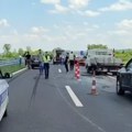 Poginuo suvozač, a automobil prepolovljen Detalji jezive nesreće kod Smedereva