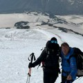 Neverovatan podvig užičkih planinara: Oni su osvojili najveći vrh Evrope i Rusije – silovit vetar ih vratio nazad ali su oni…