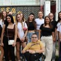 Ogi dobio šansu za lečenje zahvaljujući maturantima, leskovačke Gimnazija i humanim ljudima