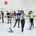 Preko 1.500 baletskih igrača prijavilo se na audiciju za Balet Srpskog narodnog pozorišta, a njih 450 sutra stiže u Novi Sad!…