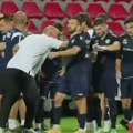 Ova dva kluba bi se ekspresno vratila u Superligu da se danas završava sezona, filijale večitih u trećoj ligi