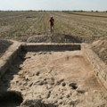 Prva sistematska arheološka iskopavanja kod Bečeja donela su otkriće naselja iz različitih perioda i zanimljiva otkrića