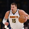 Nikola Jokić došao na meč obučen kao Džoker (VIDEO)