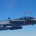 Švedski pilot iznenadio ruskog kolegu, uputio mu poruku: Neočekivan gest na nebu iznad Baltičkog mora (Video)