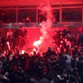 Pojavio se snimak tuče u hodniku Arene: Žestok okršaj Delija i Žandarmerije! Letele baklje i kante, a onda je nastao stampedo…