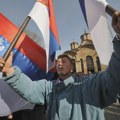 VIDEO Uklanjaju se srpske zastave u centru Gračanice
