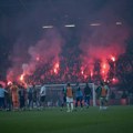 Skandal u Sloveniji, prekinut najveći derbi: Navijači napravili haos, sudija poslao igrače u svlačionicu