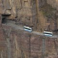 Bez novca i mašina - tunel kroz planinu probili su čekićem