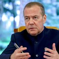 Medvedev: Zapad dugo stvara žarišta na granicama Rusije; Kosovo primer njihovih dvostrukih standarda