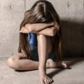 Užas Terala maloletnu ćerku na prostituciju: Majka iznajmila kuću, podvodila je muškarcima, pare uzimala sebi