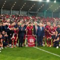 Mitroviću plaketa za 100. Utakmicu: Kao mali uvek sanjate ovakve stvari