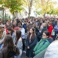 Učenici Filološke gimnazije danas ispred Pete u znak podrške vršnjacima