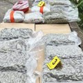 Mladiću iz Kikinde određen pritvor: Policija pronašla 14 kilograma marihuane, sumnja se da je bila namenjena za dalju prodaju…