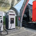 DIZEL 236 DINARA: Najbolja reklama za električna vozila?