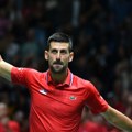 Novak se oglasio pred finale: „Pobedi, prijatelju!“