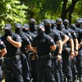 Razbijena blokada u Pančevu, policija ostala da stražari