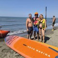 Crnogorski spasioci izvukli iz mora bračni par iz Srbije koji se našao u opasnosti na SUP dasci