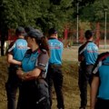 „Beli“ obezbeđuju radove na Novom Beogradu, stanari tvrde: 60 odsto struje za splavove
