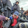 Milan Knežević i dalje u marici, traži da ga policija odveze: „Ruke su im krvave“