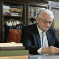 Knjige šire krila najboljim mislima: Prof. dr Aleksandar Jerkov, upravnik Univerzitetske biblioteke "Svetozar Marković"