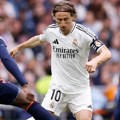 Veteran nema nameru da stane: Modrić nastavlja svoju bogatu karijeru, poznato i gde!