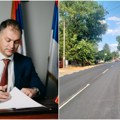 Od čuruga do đurđeva stizaće se novim kolovozom Obnavljaju se putevi i trotoari u žabaljskoj opštini