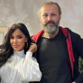 (Foto) Ona živi u luksuzu, a otac u staroj kući: Pogledajte kako izgleda dom Karađorđa Subotića