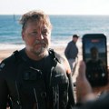 Krenuo je peške kući pre 28 godina, tek sad je stigao: Nije ni video kako mu je dete odraslo, al kaže da se ne kaje (foto)