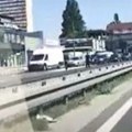 Blokiran saobraćaj u Beogradu zbog protesta: Sve stoji od Dušanovca ka Gazeli