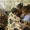 Civili iz Nagorno-Karabaha automobilima pristižu u Jermeniju