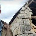 Нема села у Голији које земљотрес није оштетио: Миладину урушена штала, мештани се жалили на буку (видео)