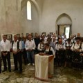 Osmi sabor „Svete trojice“ u Pridvorici okupio brojne pevačke grupe i čuvare tradicije