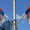 Novcrnjani se spremaju za praznik Opština i ove godine poklanja sto zastava Republike Srbije