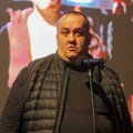 "Dok ste vi živi, živ je i moj otac!" Sin Halida Bešlića se poklonio pred čitavim Sarajevom, a za Kurir je priznao kako se…